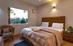 Hotel City Premier - Golf Course Road ,Gurgaon